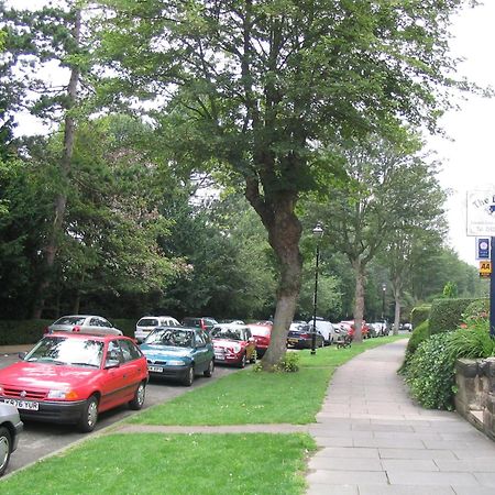 Bed and Breakfast The Dales Harrogate Exterior foto