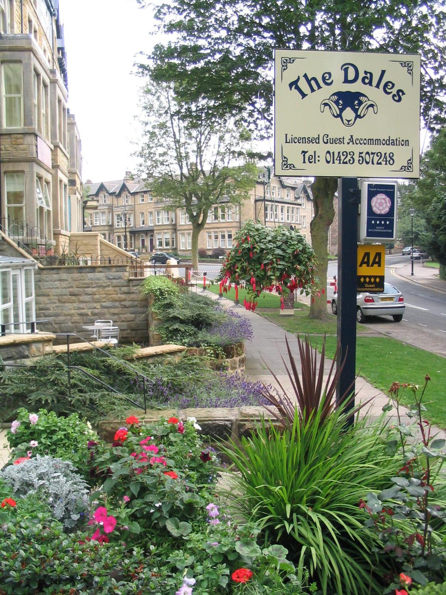 Bed and Breakfast The Dales Harrogate Exterior foto