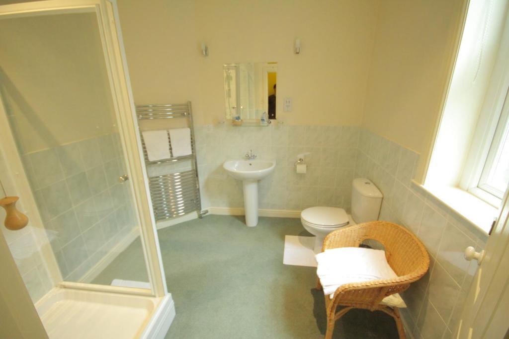 Bed and Breakfast The Dales Harrogate Exterior foto
